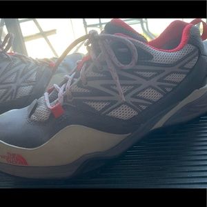 The North Face Hedgehog Fastpack Hiking women shoes size 7.5